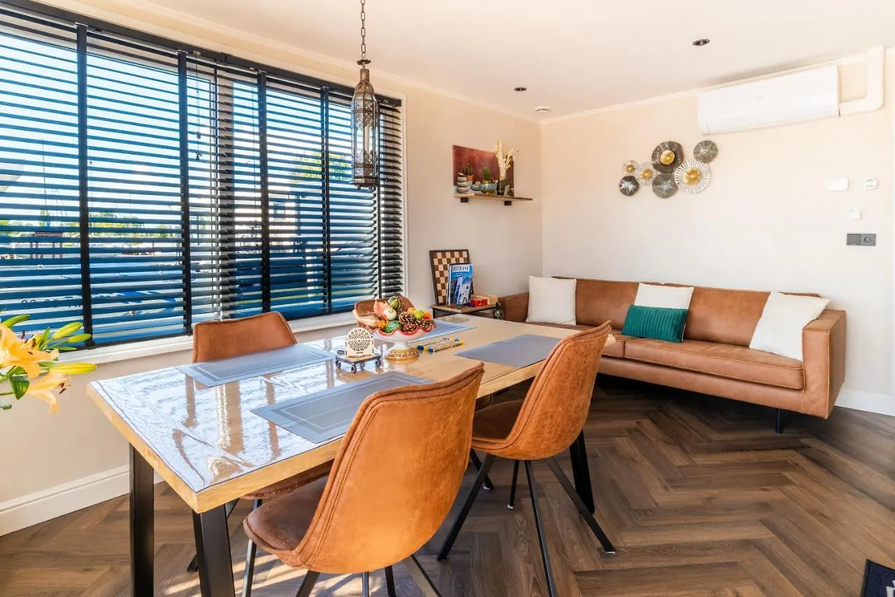 Rw-Aalsmeer,Waterloft Near Amsterdam And Schiphol Holiday home Aalsmeer